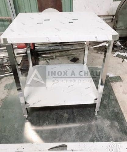 Bàn inox 2 tầng